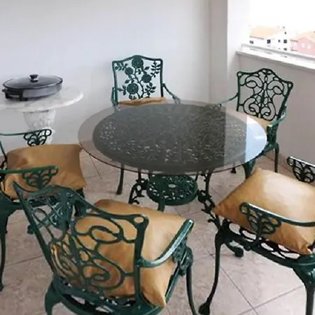 Raska Ulii Apartment *